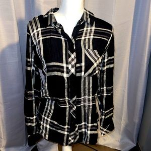 Rails Black flannel
